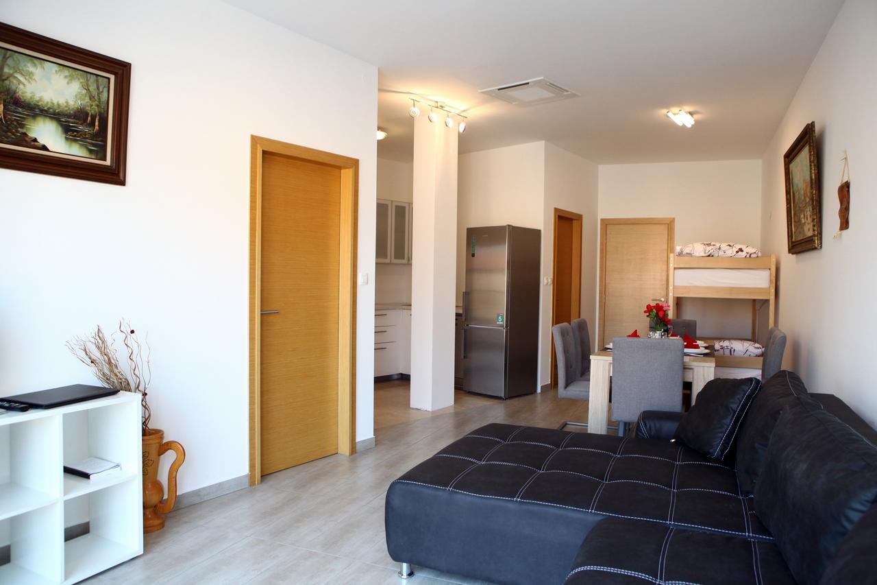 Charming San Simon Beach Apartment Jn อิซอลา ภายนอก รูปภาพ