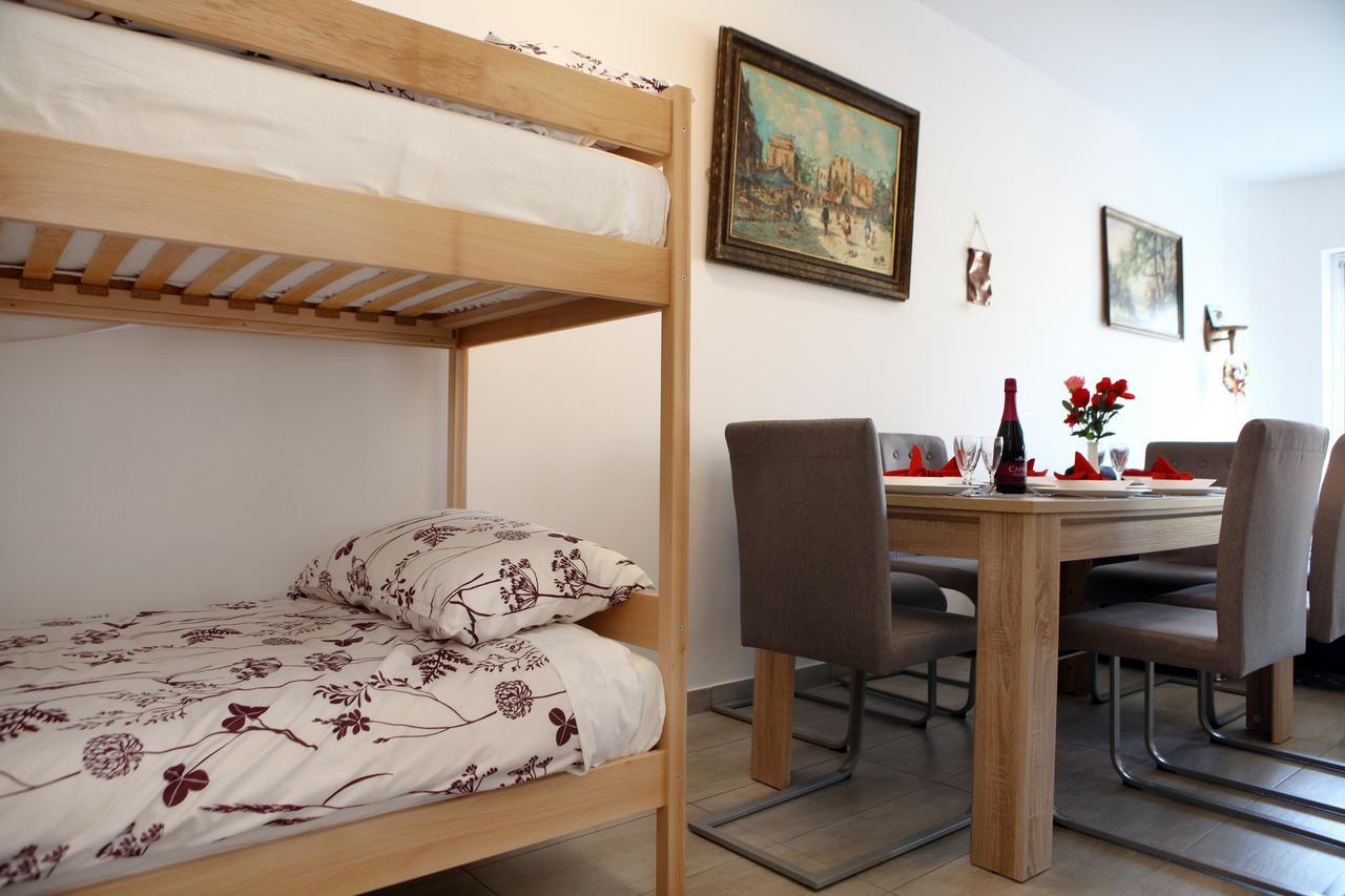 Charming San Simon Beach Apartment Jn อิซอลา ภายนอก รูปภาพ